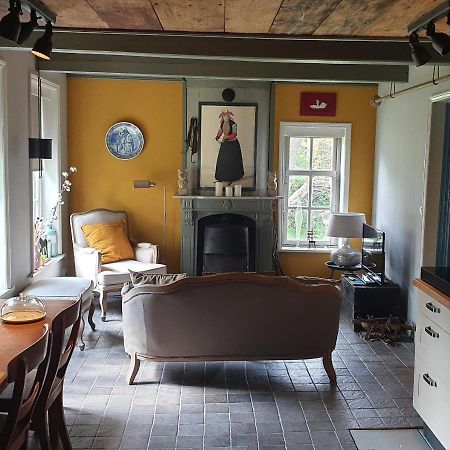 Fakansjehus Sfeervol Met Fijne Tuin Jirnsum ภายนอก รูปภาพ